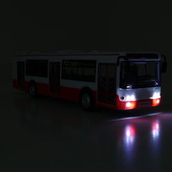 Autobus který hlásí zastávky česky 28 cm